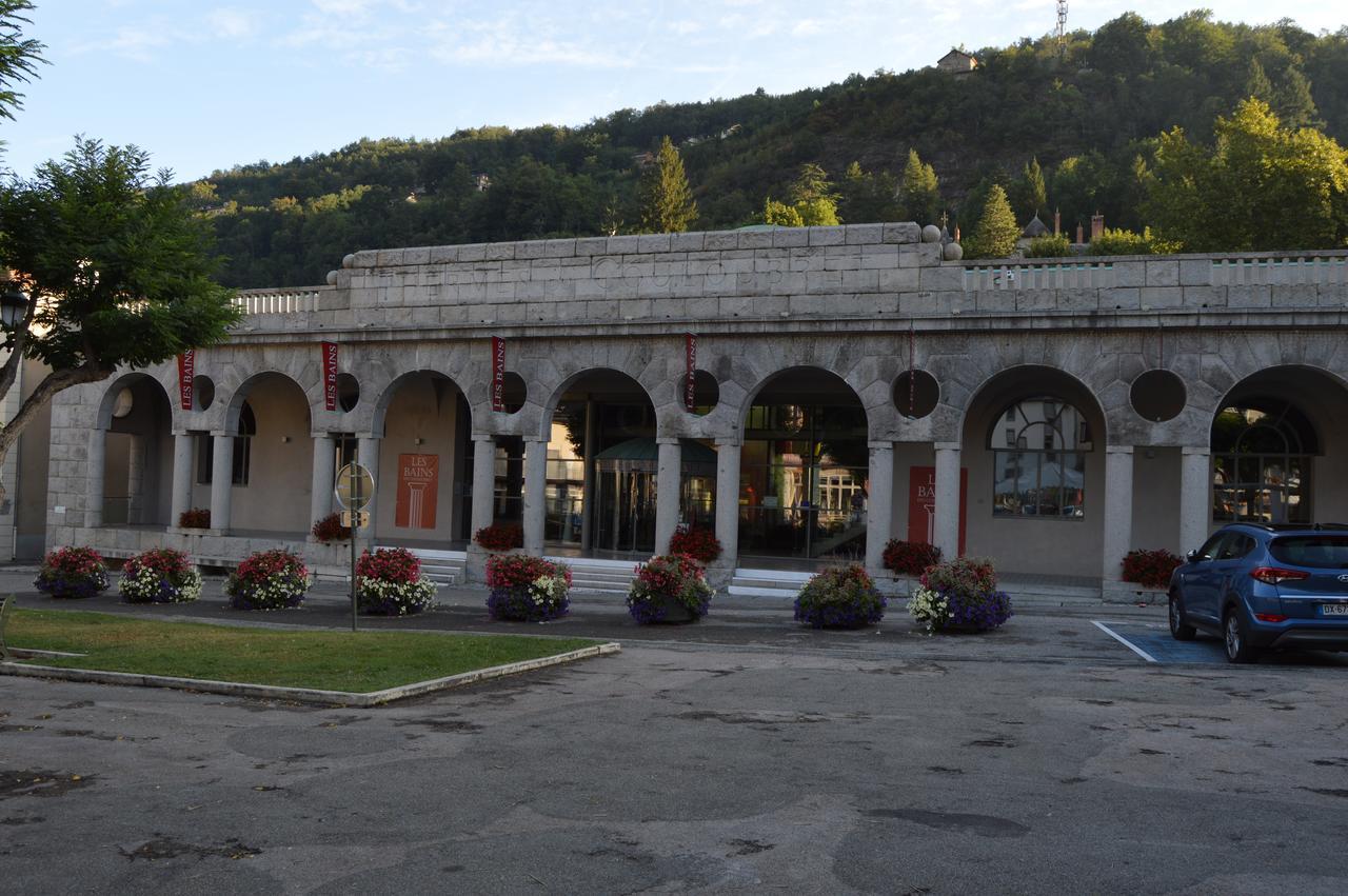 Hotel Restaurant Le Bellevue Ax-les-Thermes Exterior foto